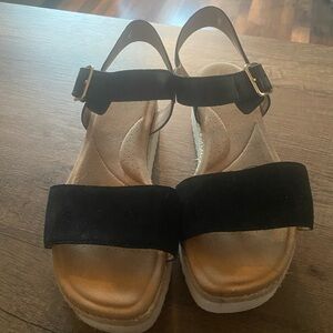 Clarks Collection Women's Lana Shore Platform Sandals Black Sz 8.5